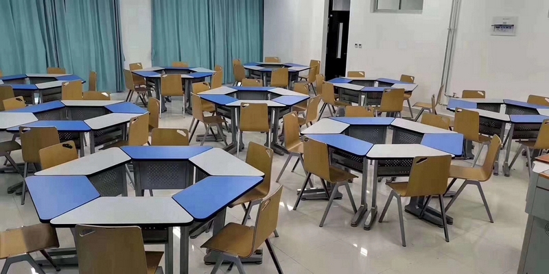 1642662062907682.jpg 課桌椅@.jpg